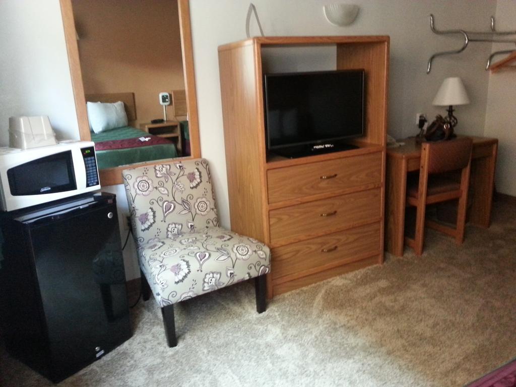 Mid Town Motel Great Falls Zimmer foto